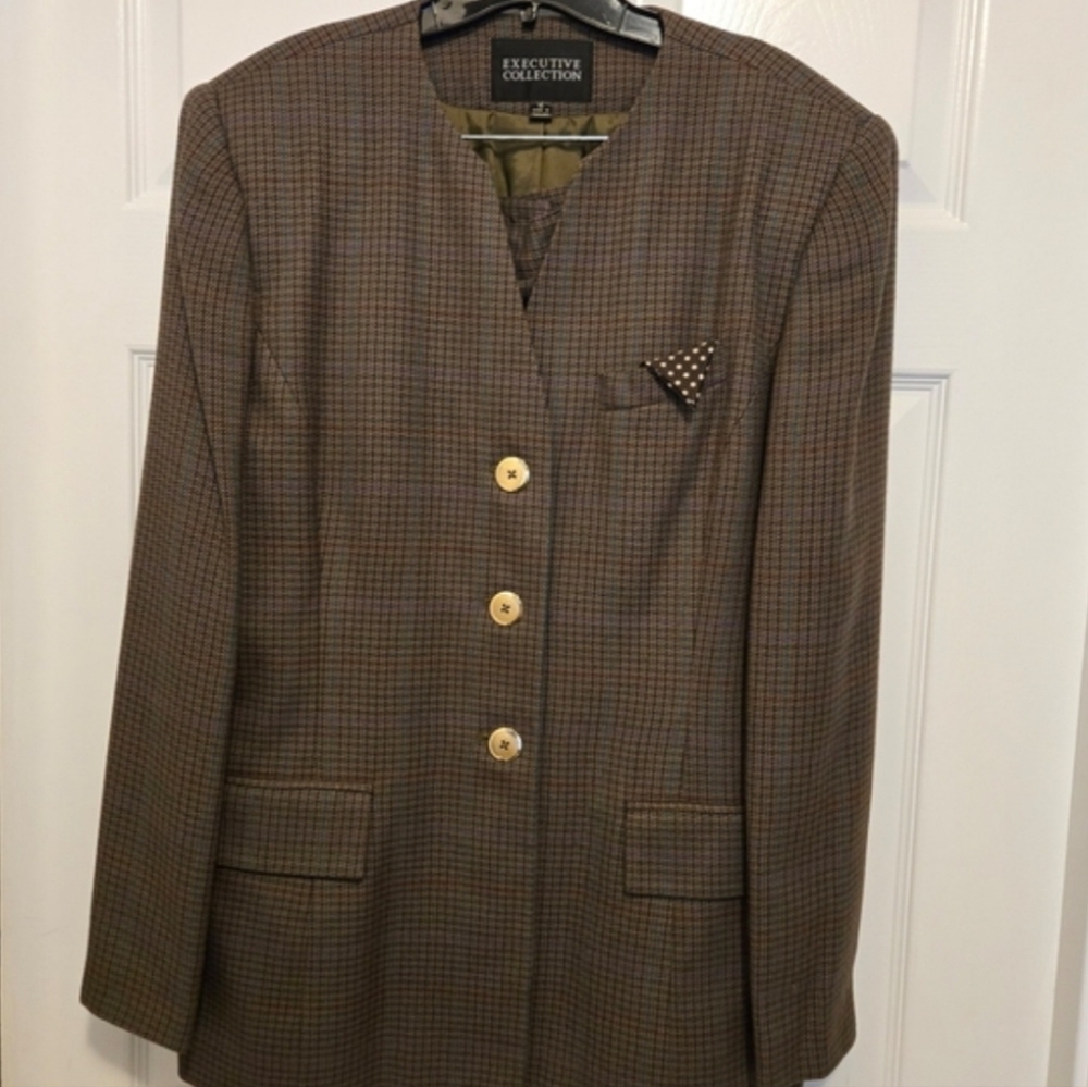 Hickey Freeman Brown Skirt Set